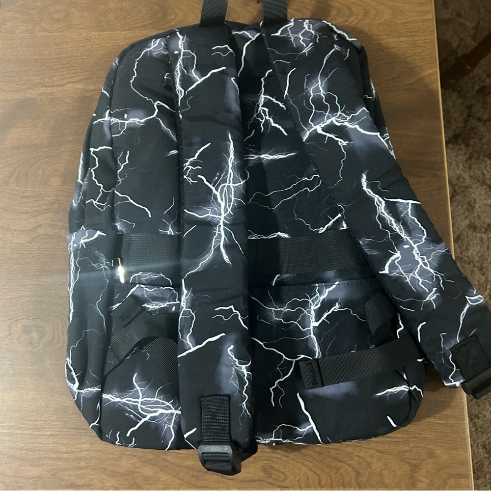 Caorody Knight book bag/backpack NWT - Picture 3 of 4